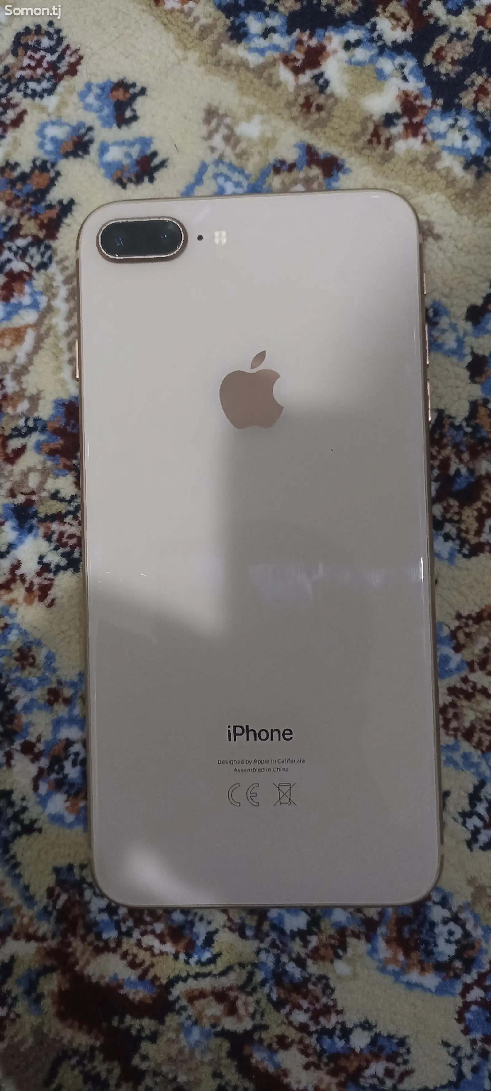 Apple iPhone 8 plus, 64 gb, Gold-1