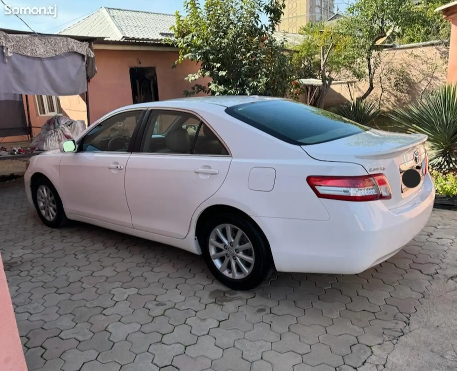 Toyota Camry, 2011-1