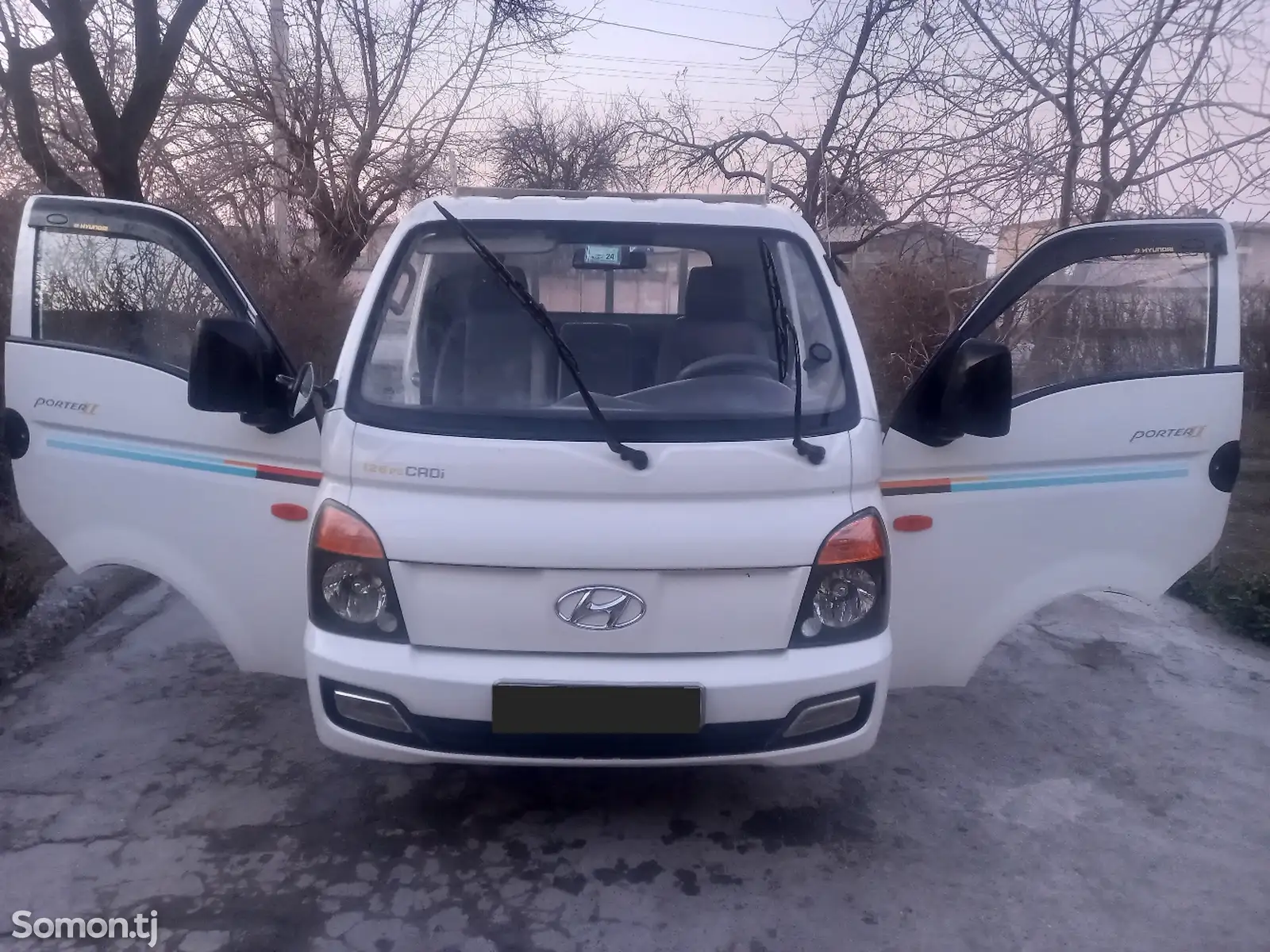 Бортовой автомобиль Hyundai Porter, 2011-1