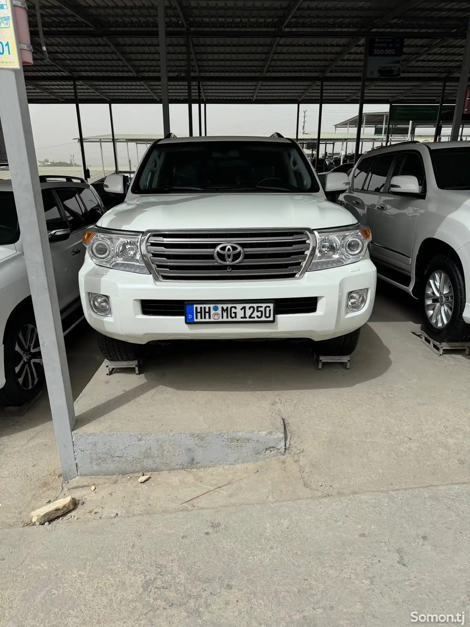 Toyota Land Cruiser, 2015-1