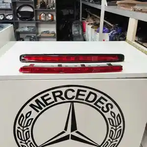 Стоп сигнал от Mercedes Benz