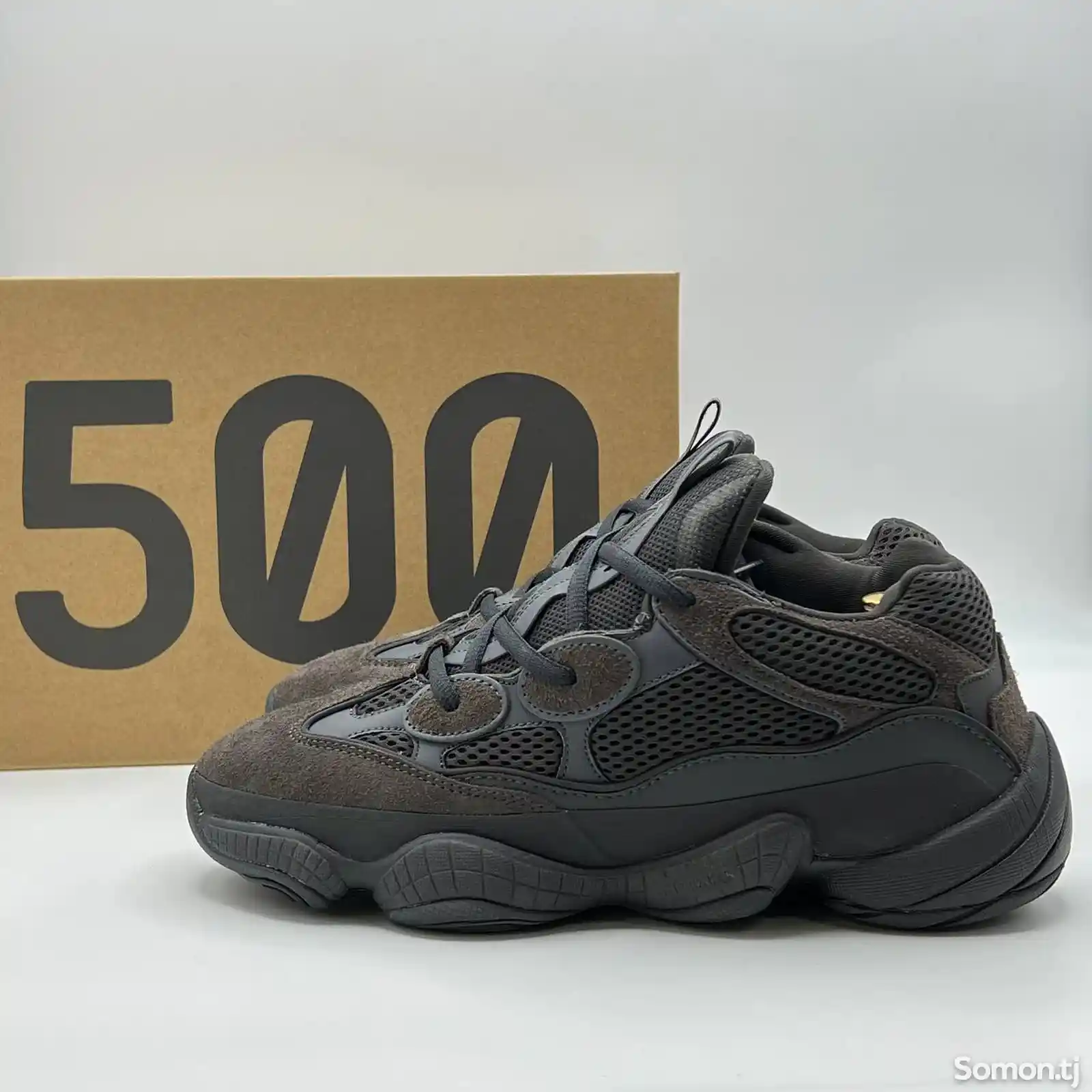 Adidas Yeezy 500-4