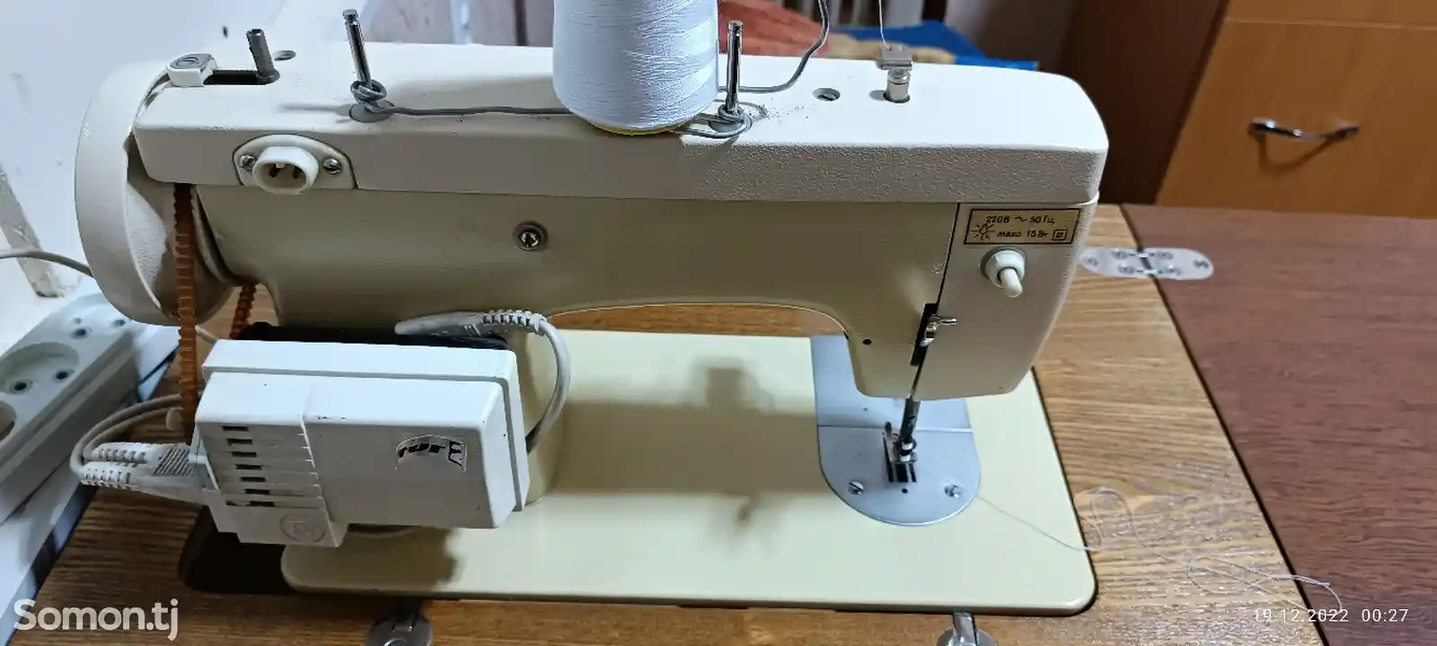 Швейная машинка Чайка 142 М-14