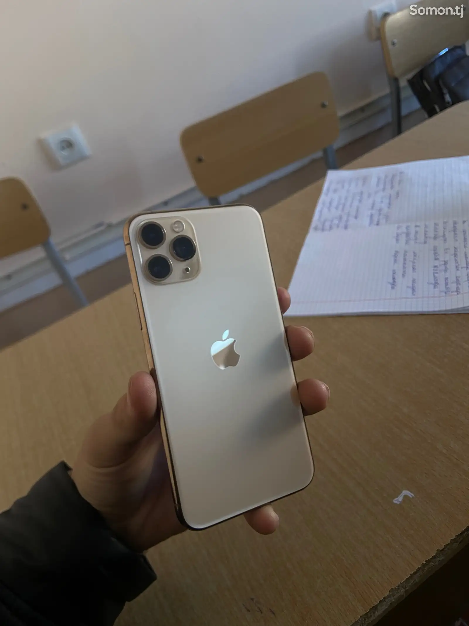 Apple iPhone 11 Pro, 64 gb, Gold-1