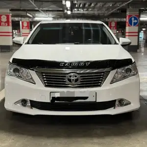 Toyota Camry, 2012