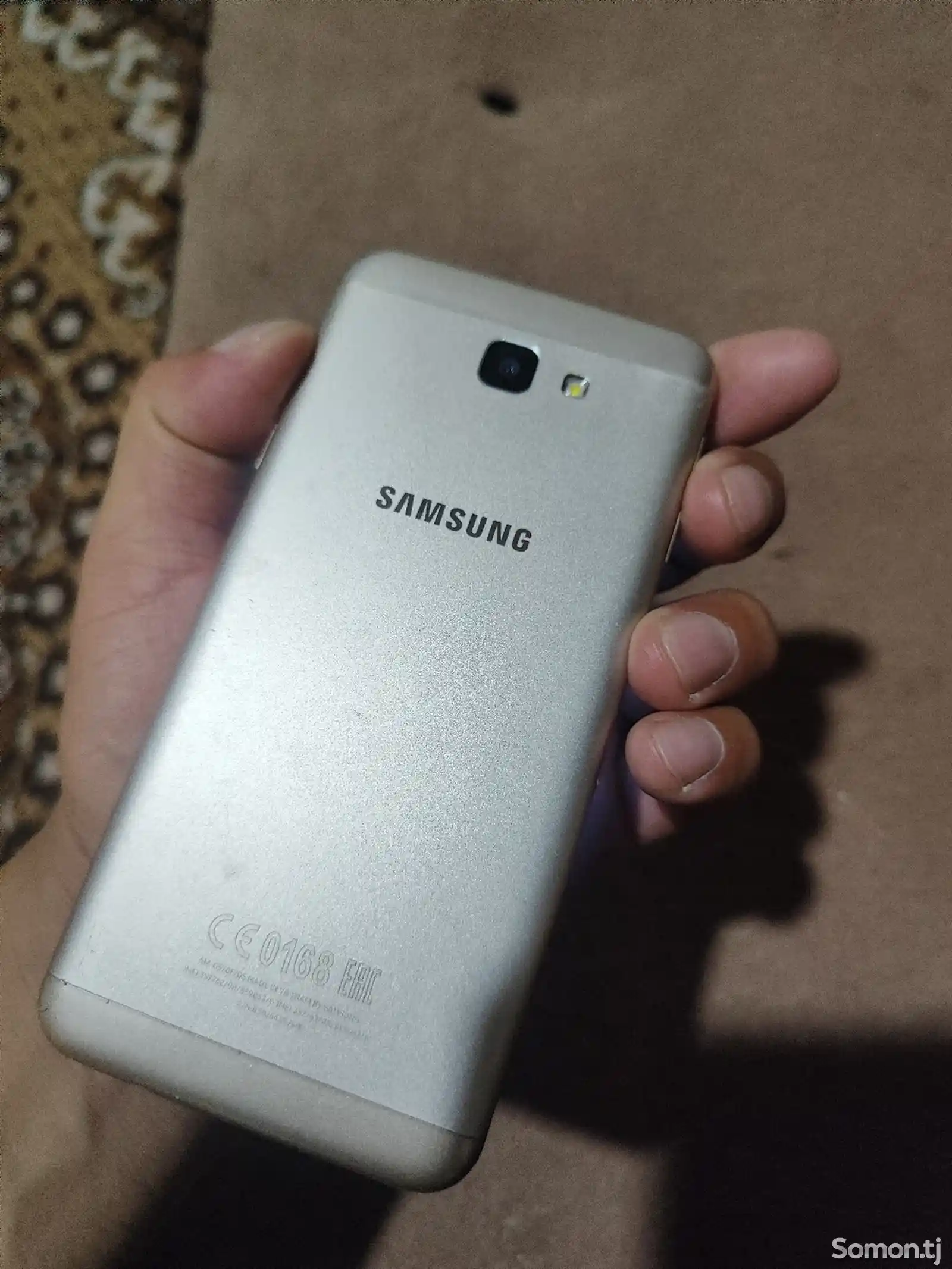 Samsung Galaxy J5 Prime-4