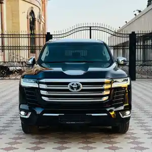 Toyota Land Cruiser, 2022