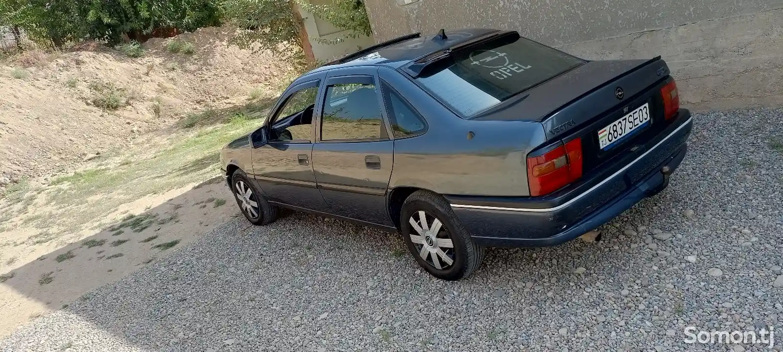 Opel Vectra A, 1995-13