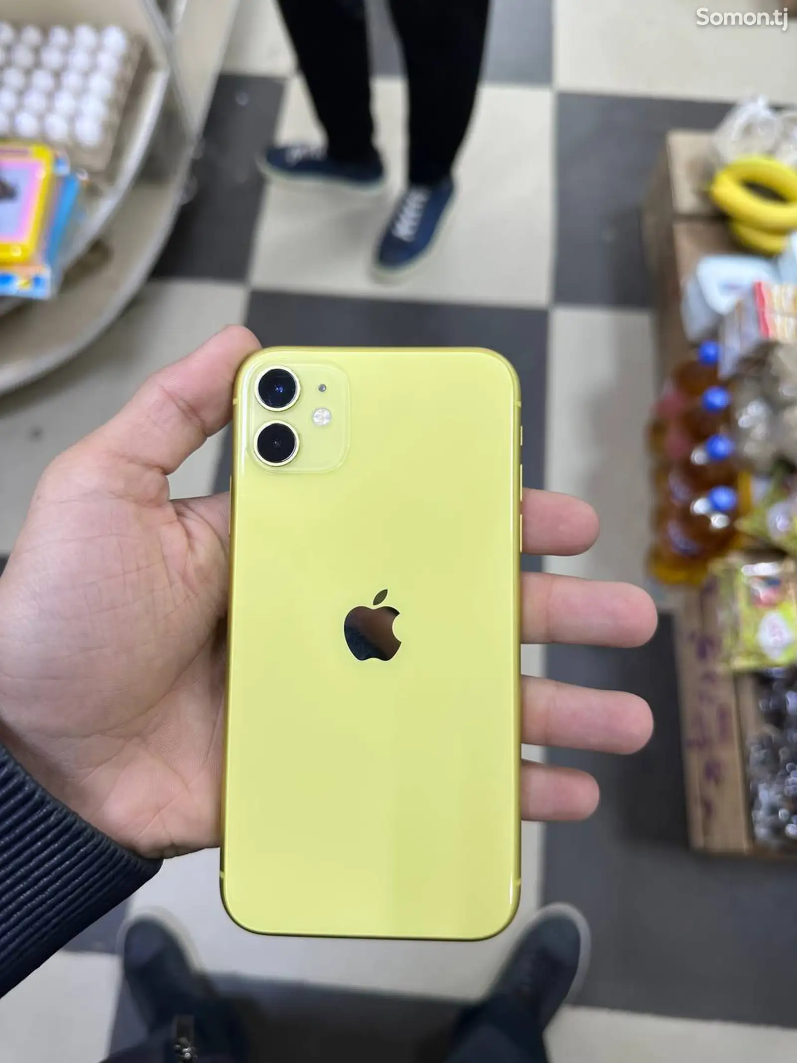 Apple iPhone 11, 64 gb, Yellow-1