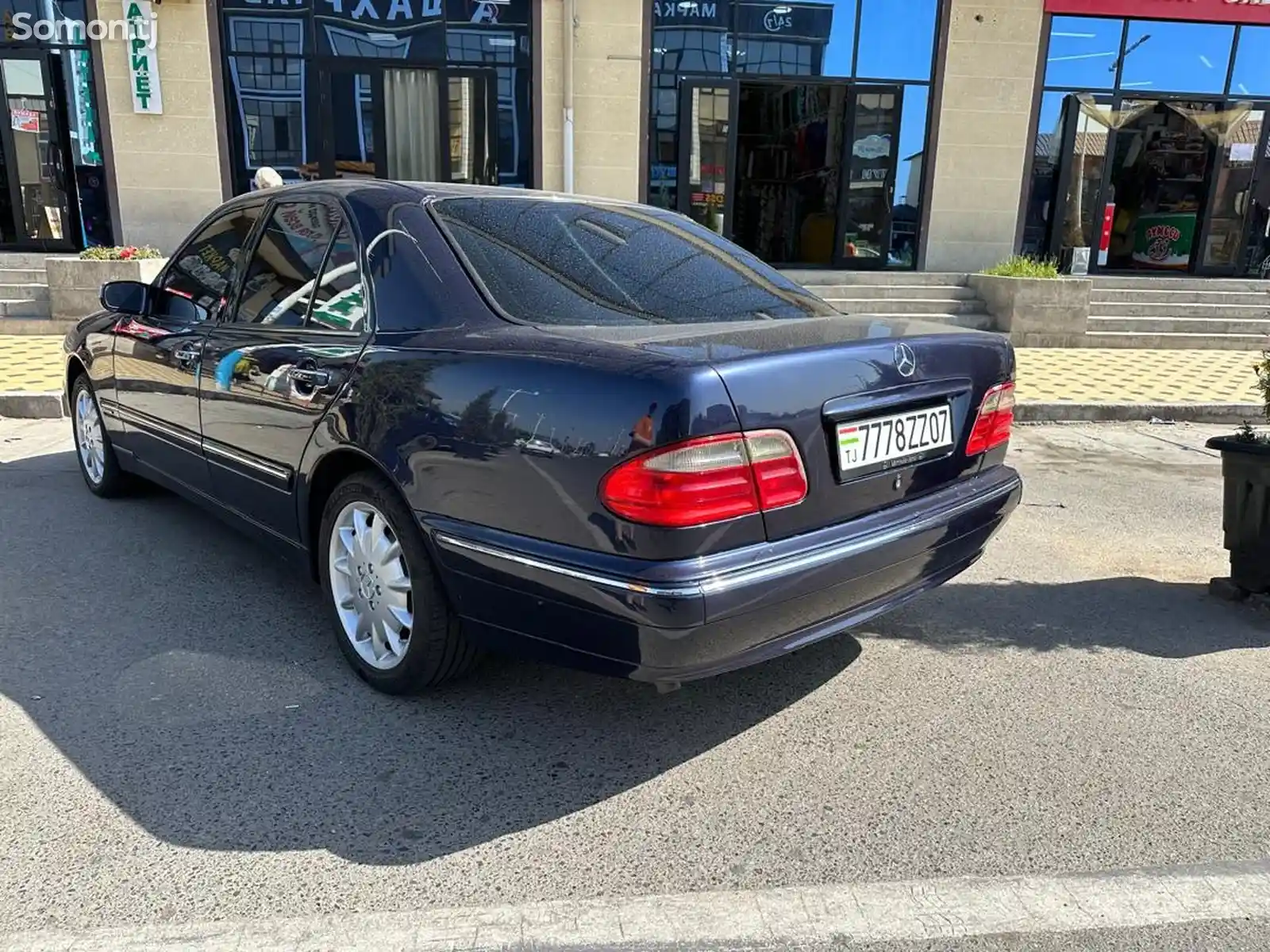 Mercedes-Benz E class, 2002-3