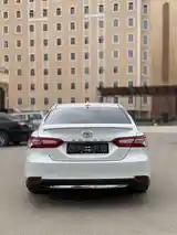 Toyota Camry, 2019-3