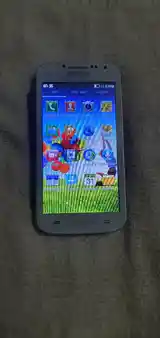 Samsung Galaxy S4 дубликат-3