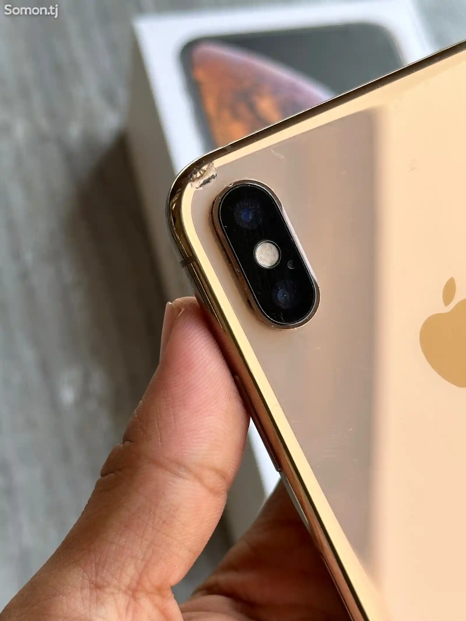 Apple iPhone Xs, 64 gb, Gold-3