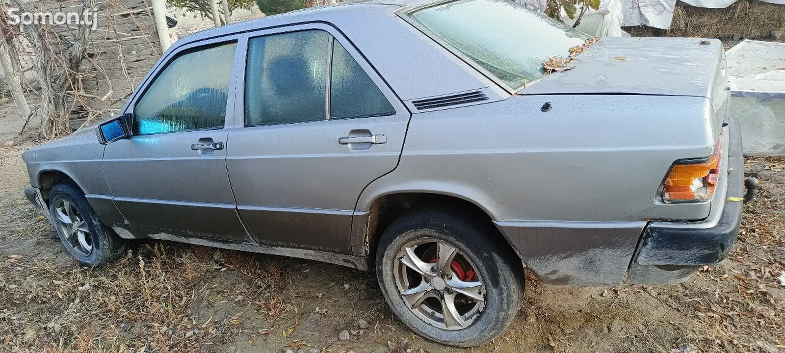 Mercedes-Benz W124, 1990-1