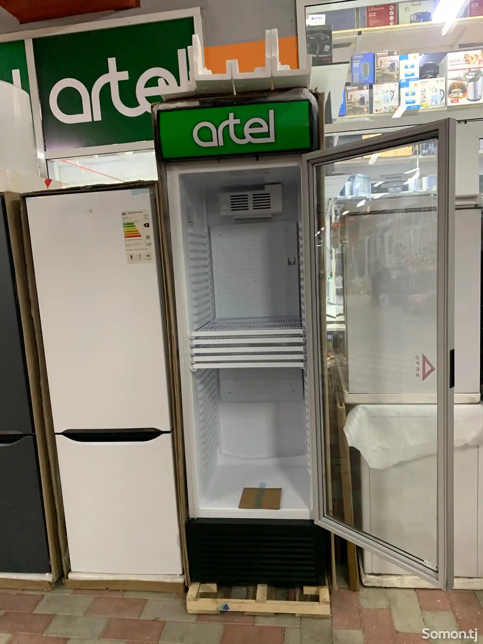 Холодильник HS-2