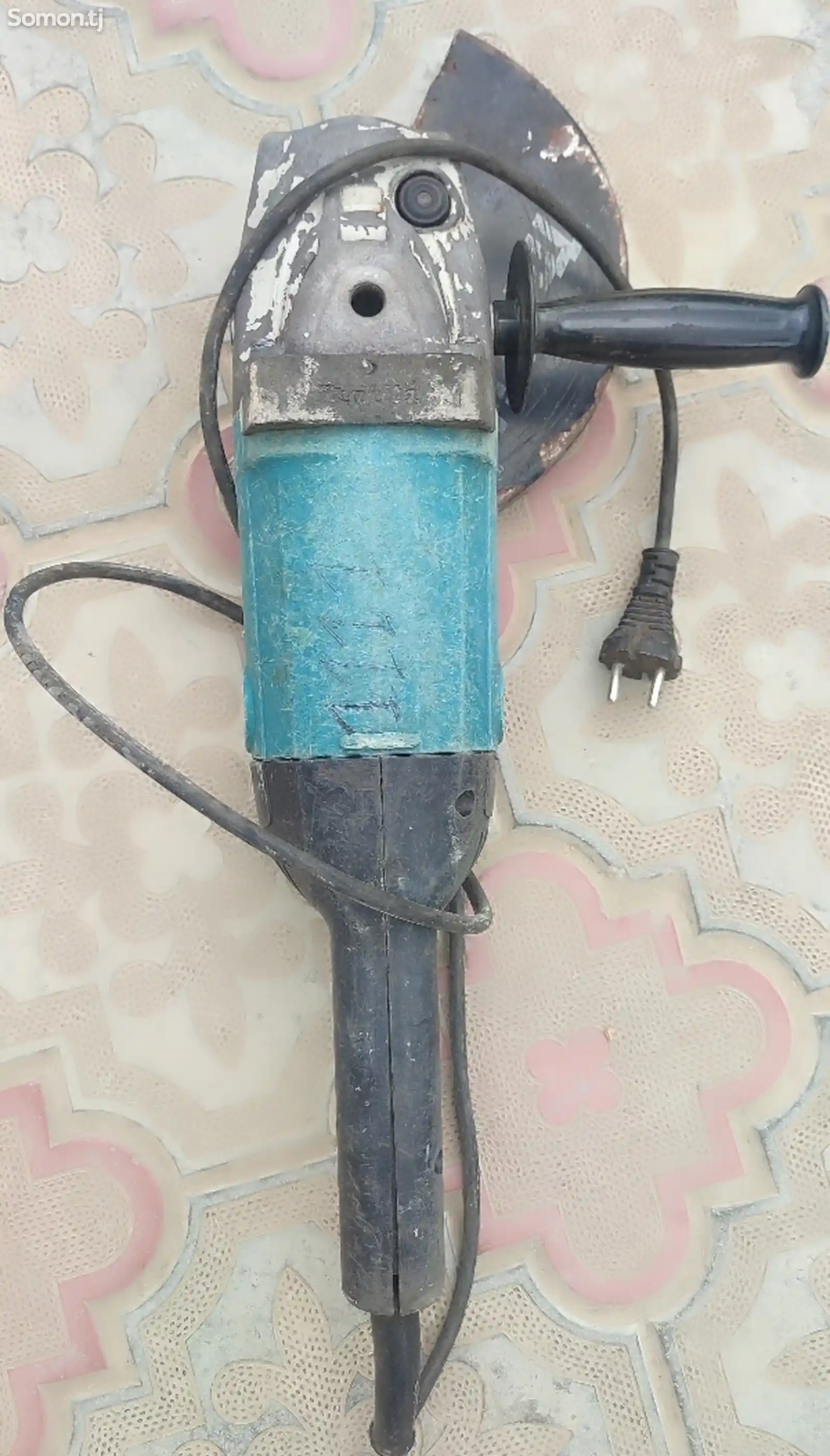 Угловая шлифмашина Makita 9069-2