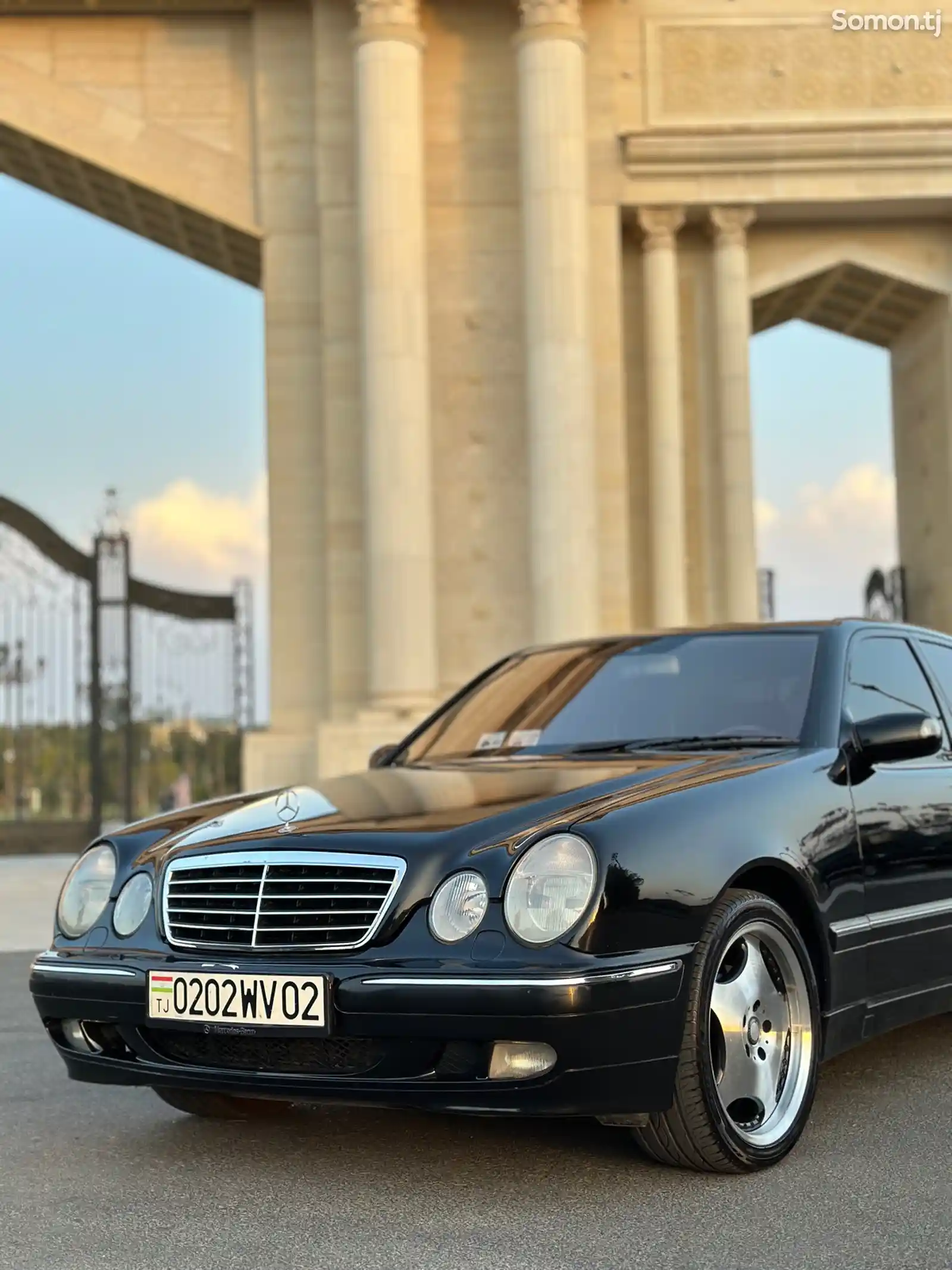 Mercedes-Benz E class, 2000-1