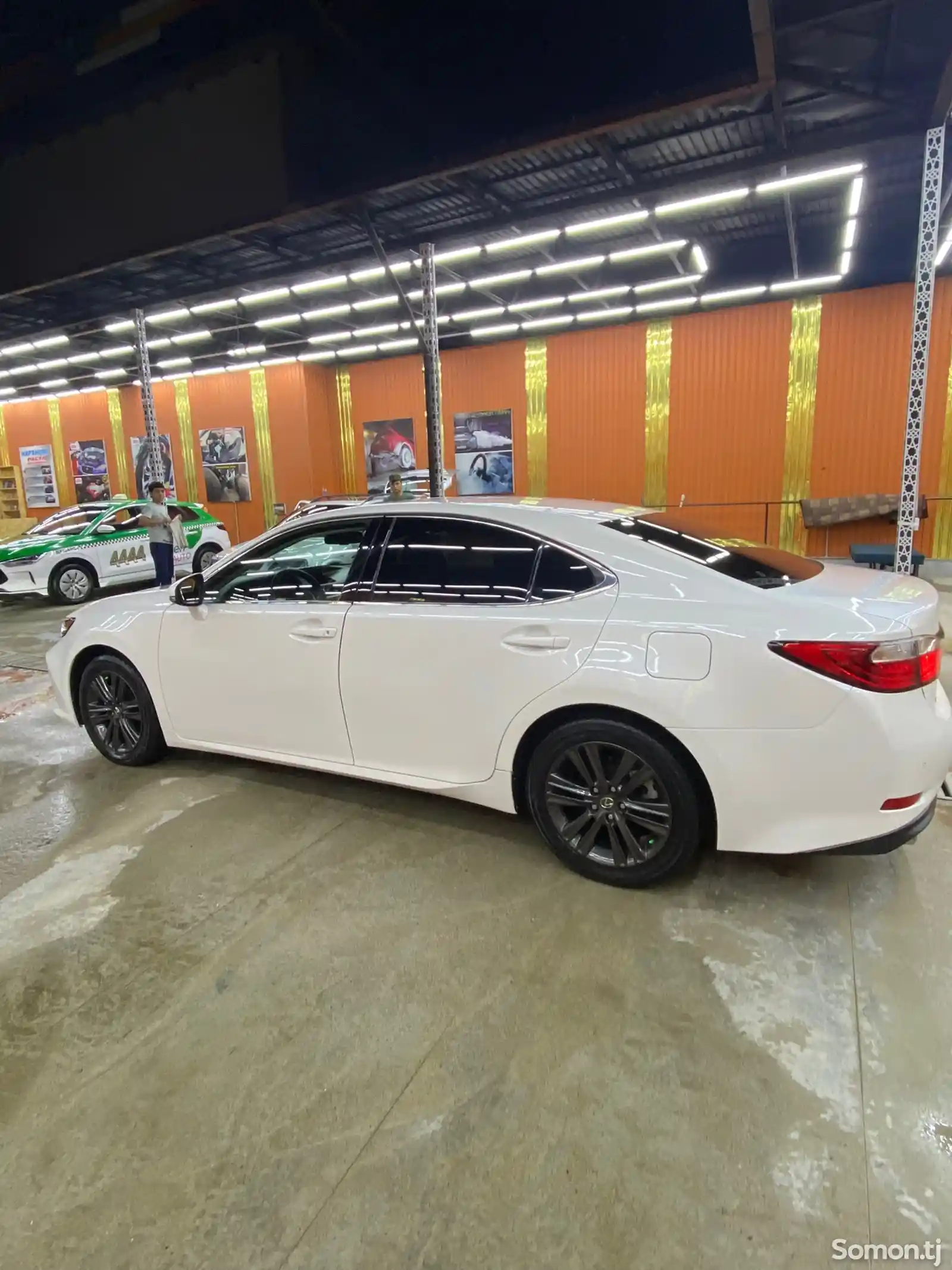 Lexus ES series, 2013-5