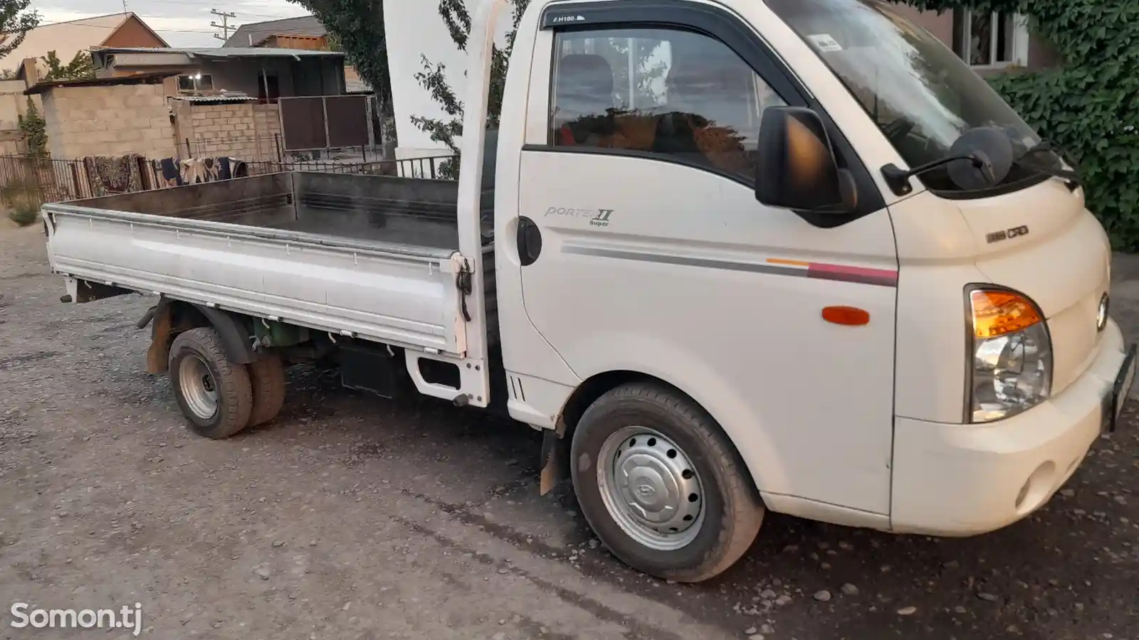 Бортовой автомобиль Hyundai Porter, 2012-3