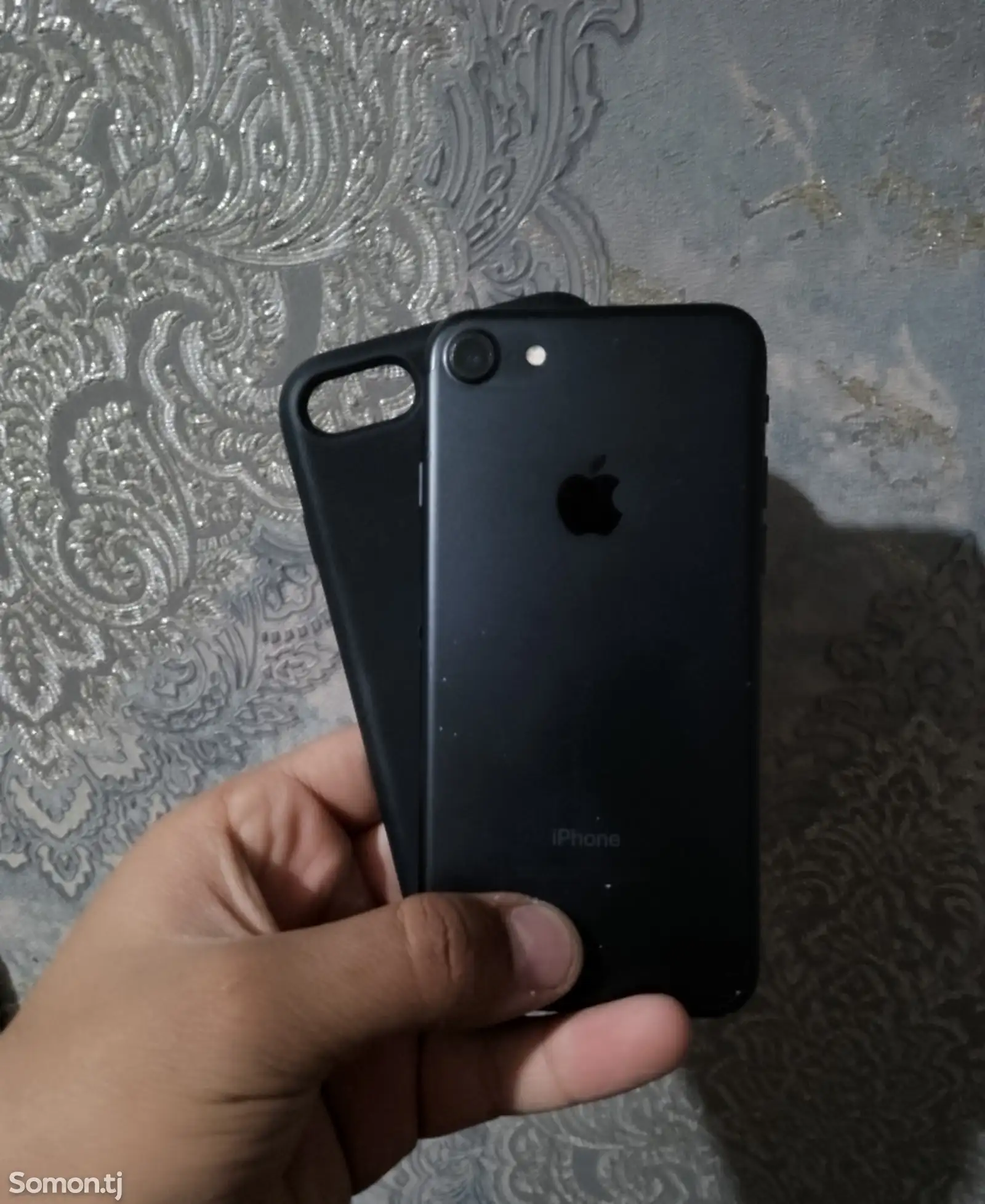 Apple iPhone 7, 32 gb-1