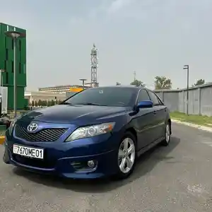 Toyota Camry, 2011