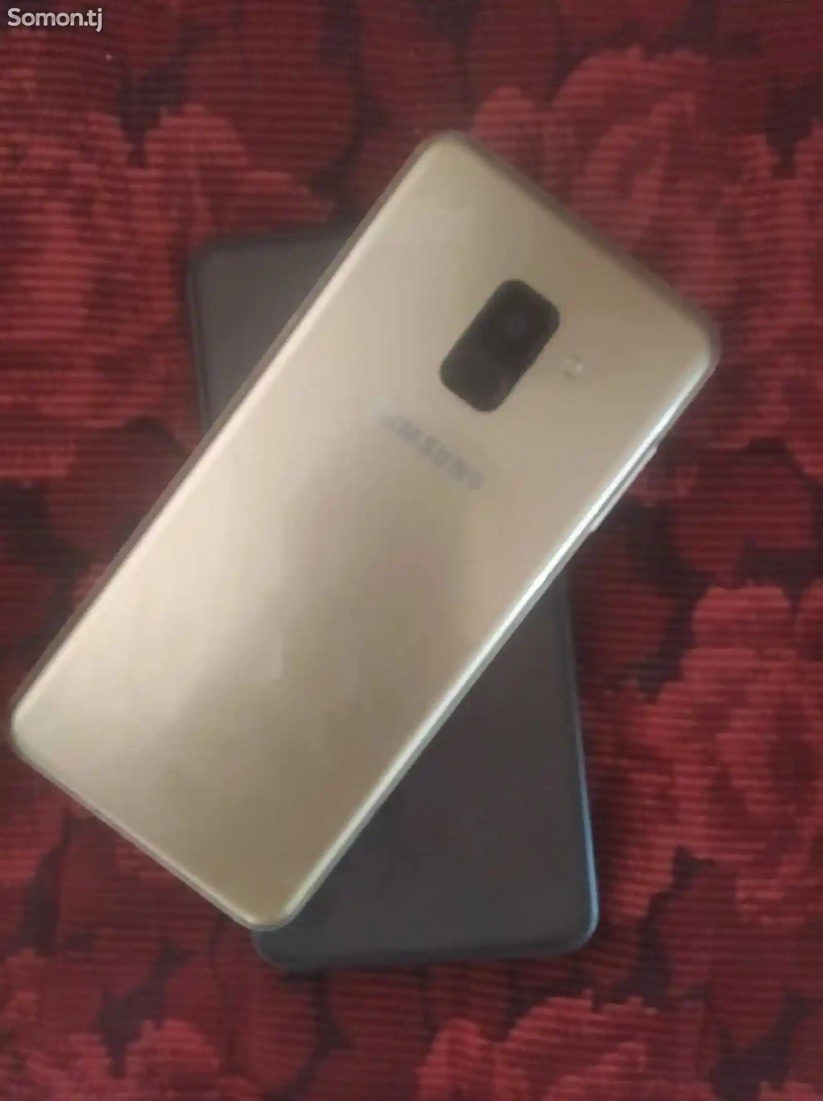 Samsung Galaxy A8-1
