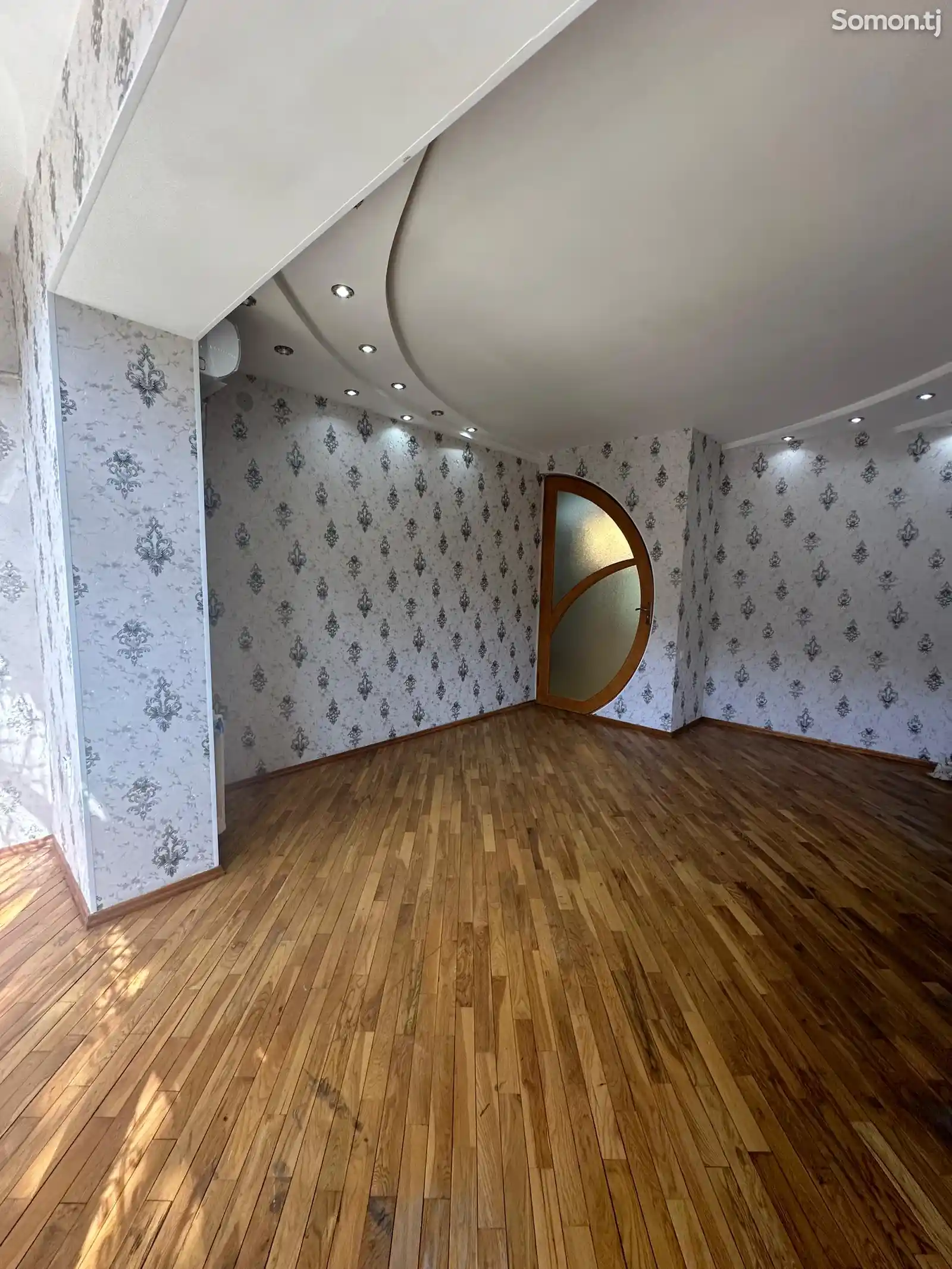 3-комн. квартира, 2 этаж, 100м², Исмоили Сомони-6