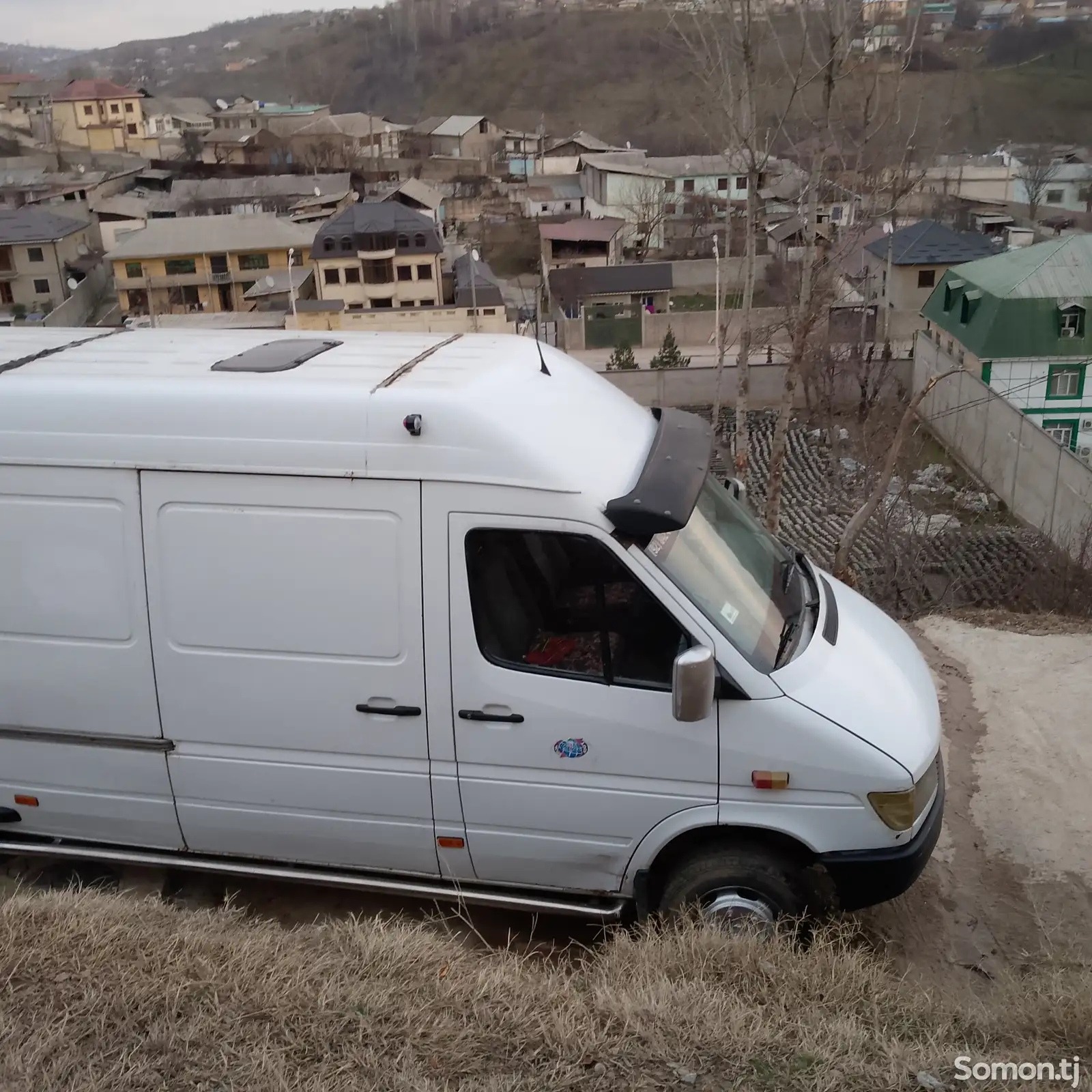 Фургон Mercedes benz sprinter-1