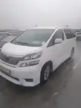 Toyota Vellfire, 2010-5