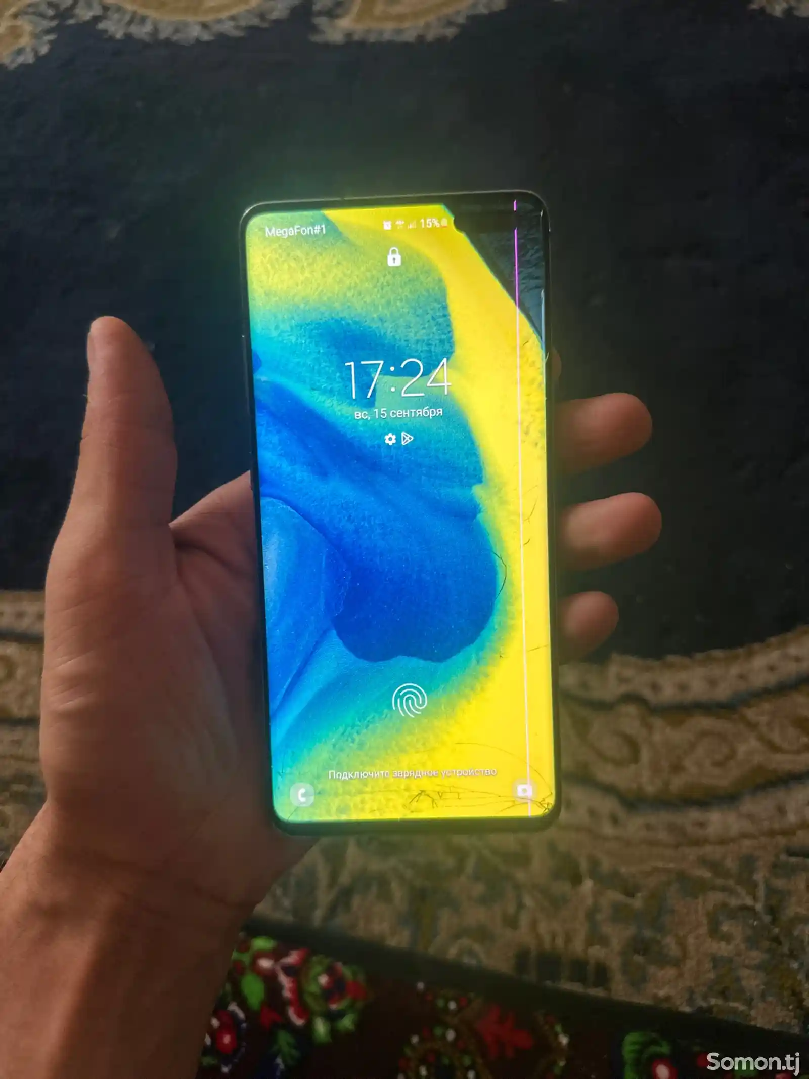 Samsung Galaxy S10 +-1