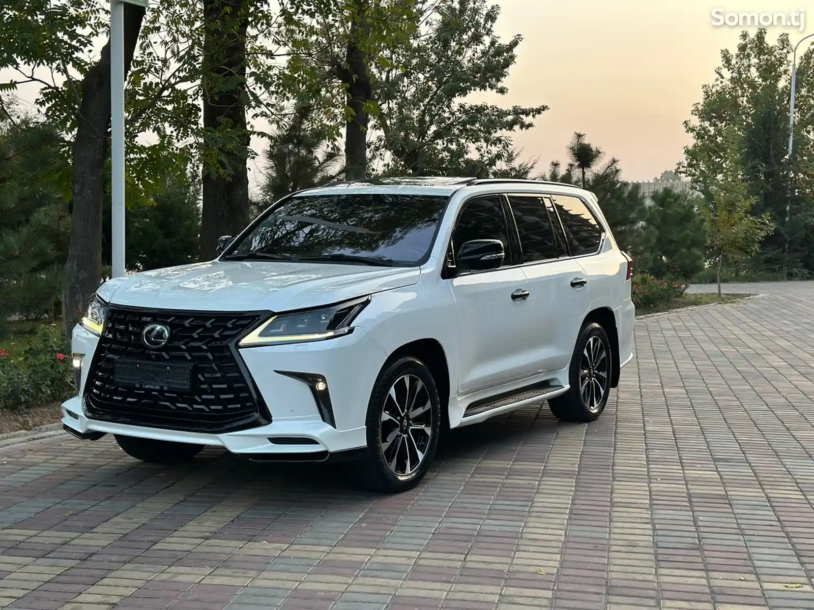 Lexus LX series, 2017-5