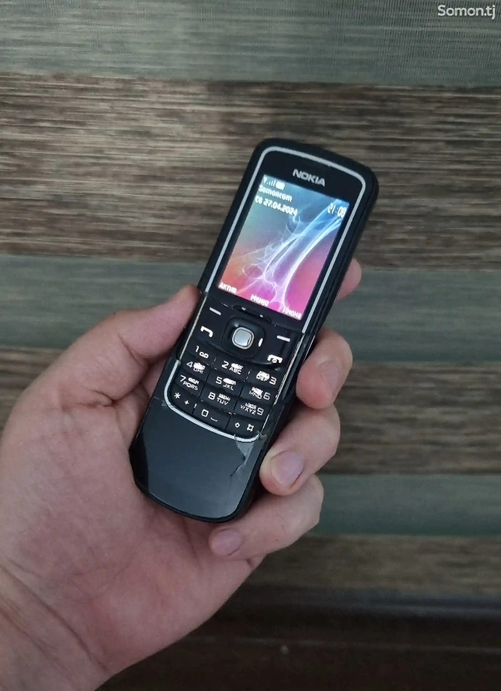 Nokia 8600-2