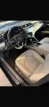 Toyota Camry, 2018-7