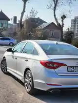 Hyundai Sonata, 2015-12