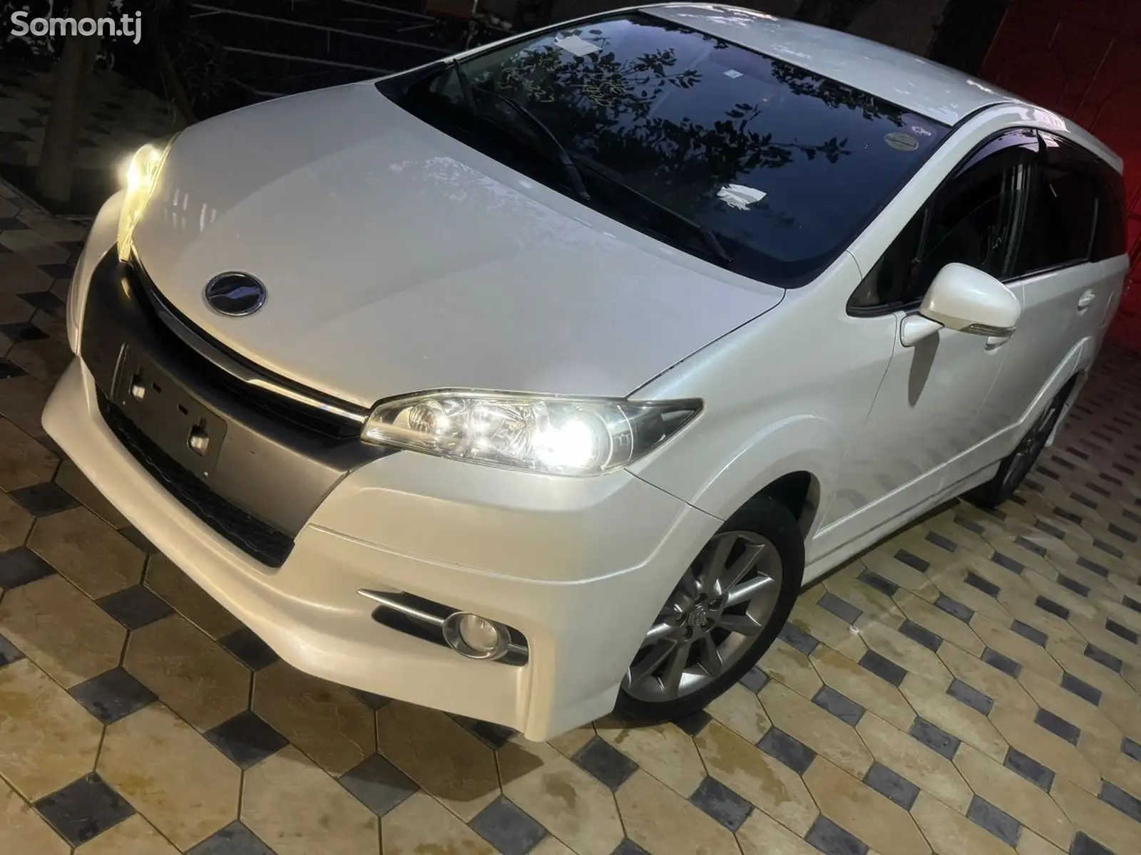 Toyota Wish, 2017-1