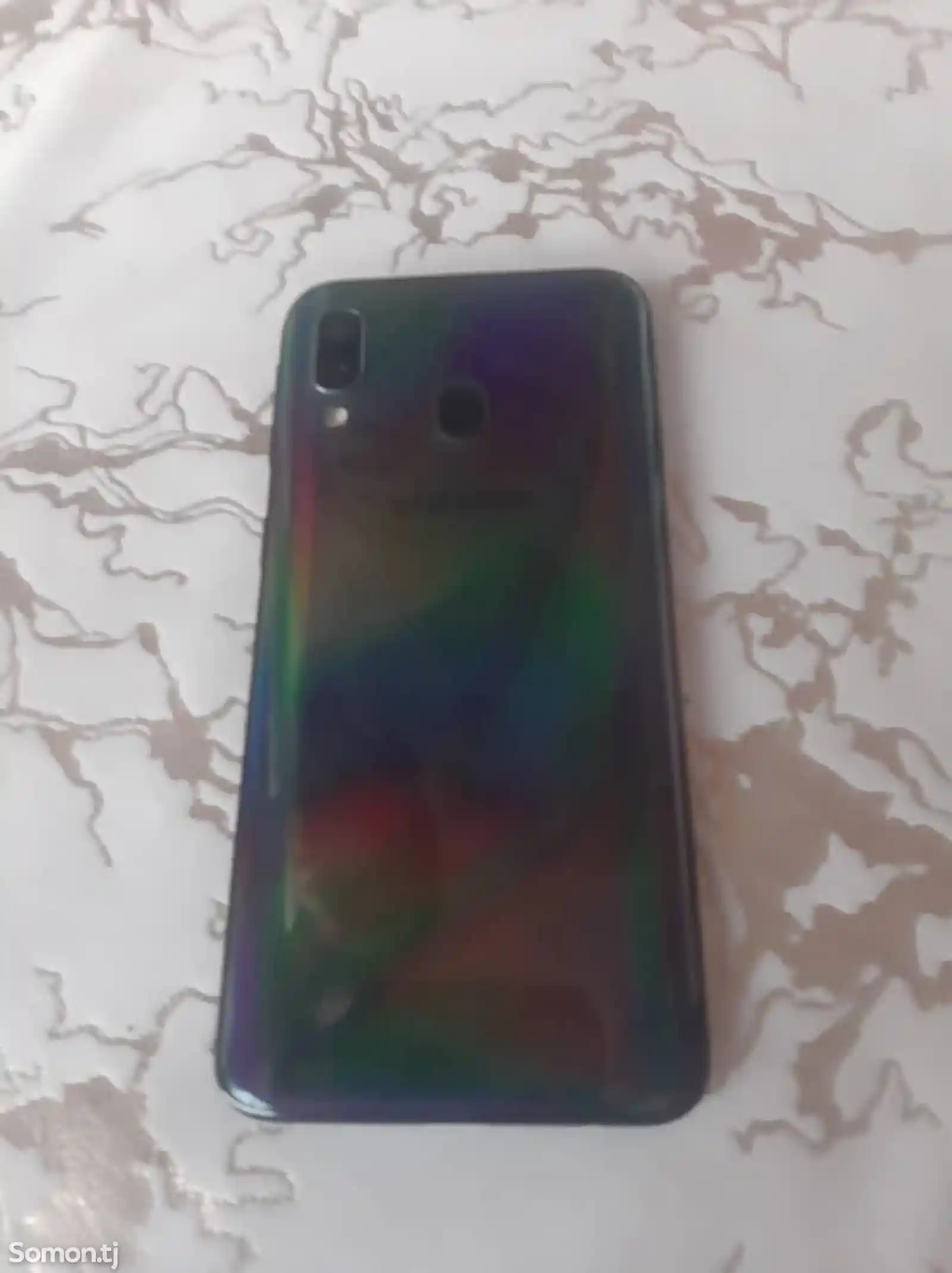 Samsung Galaxy A40 4/64gb-2