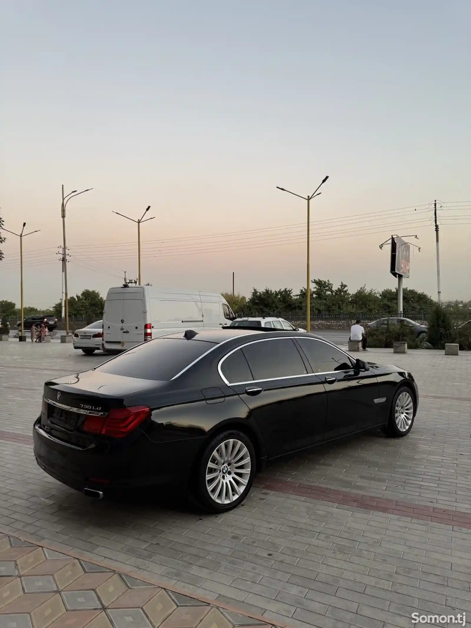 BMW 7 series, 2013-10