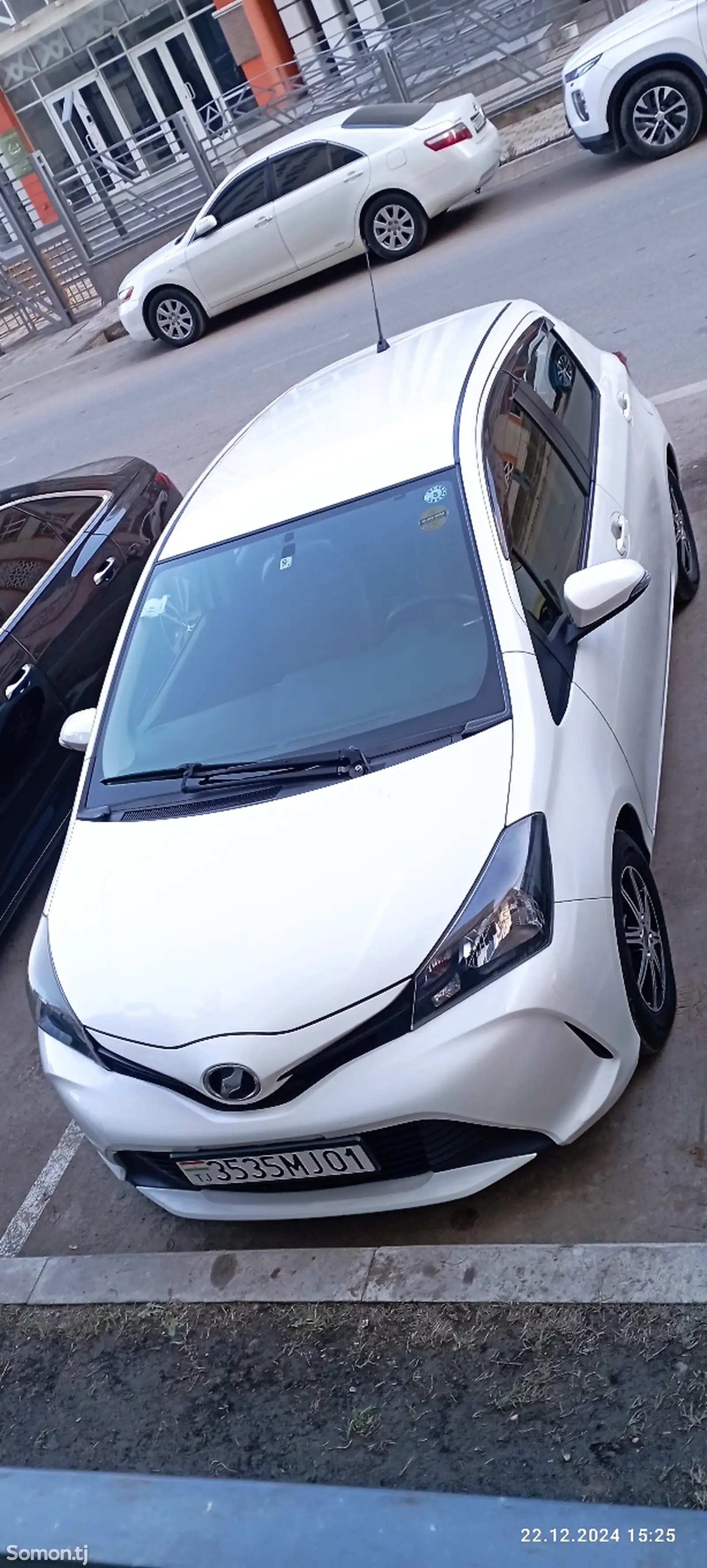 Toyota Vitz, 2015-1