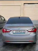 Hyundai Sonata, 2010-3