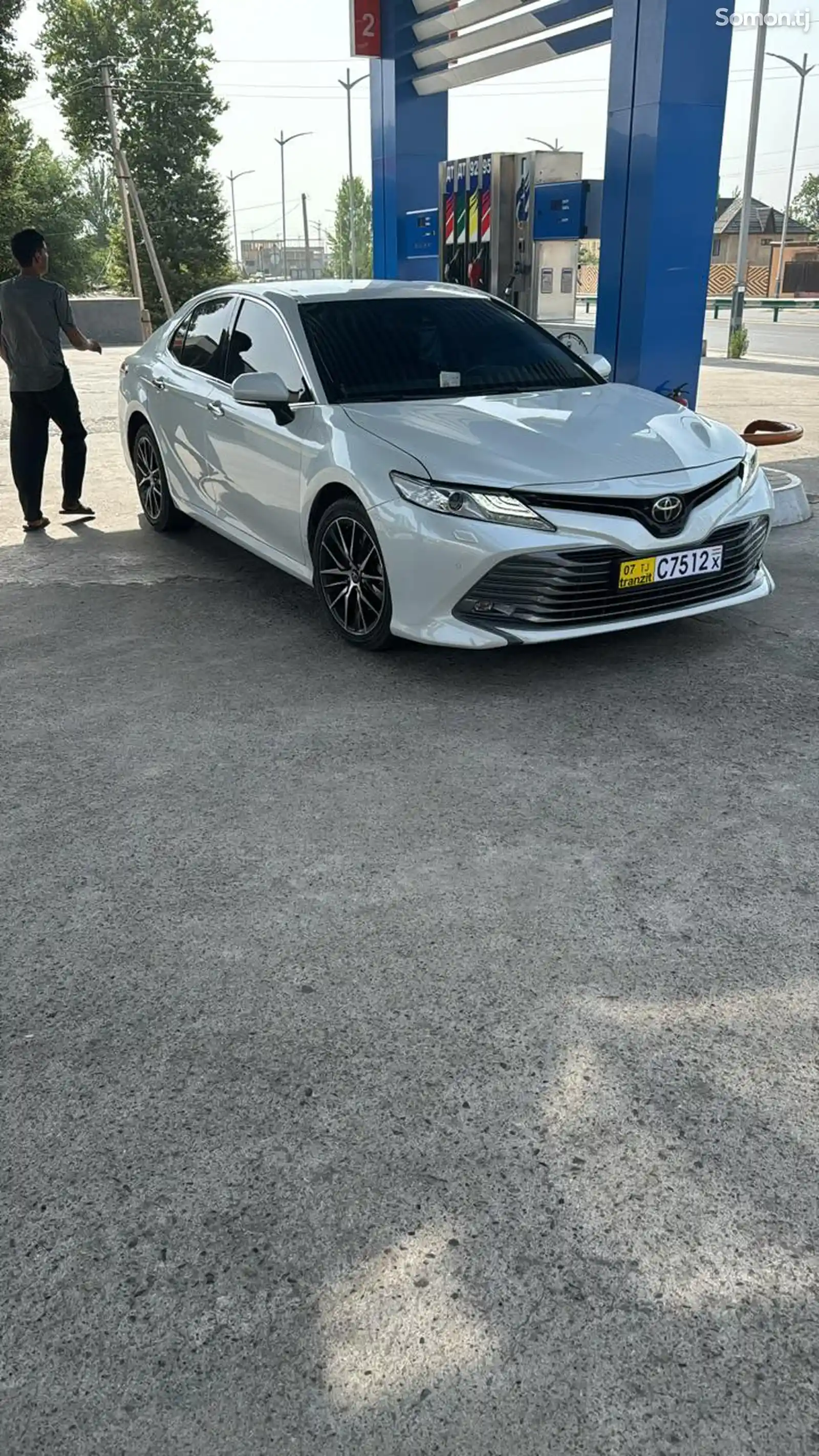 Toyota Camry, 2019-4