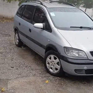 Opel Zafira, 2000