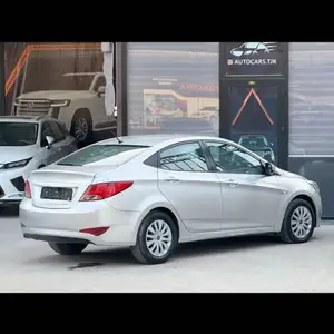 Hyundai Elantra, 2014