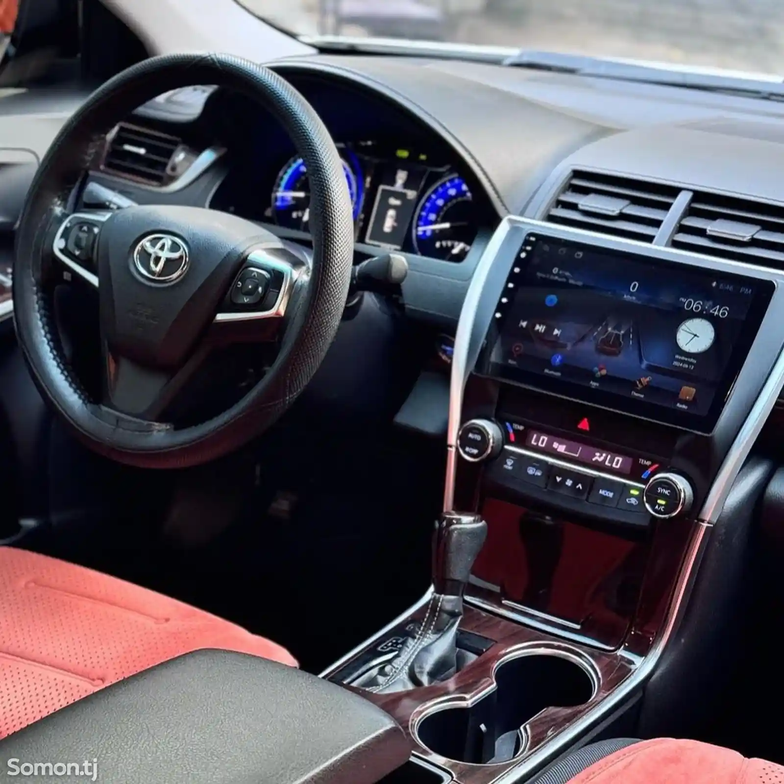 Toyota Camry, 2015-8