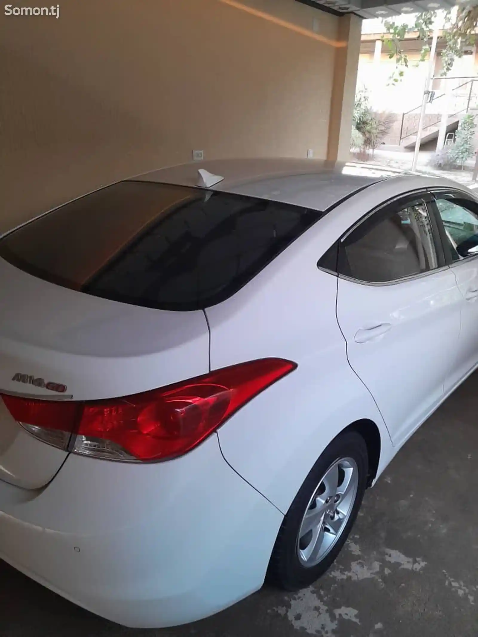 Hyundai Elantra, 2012-4