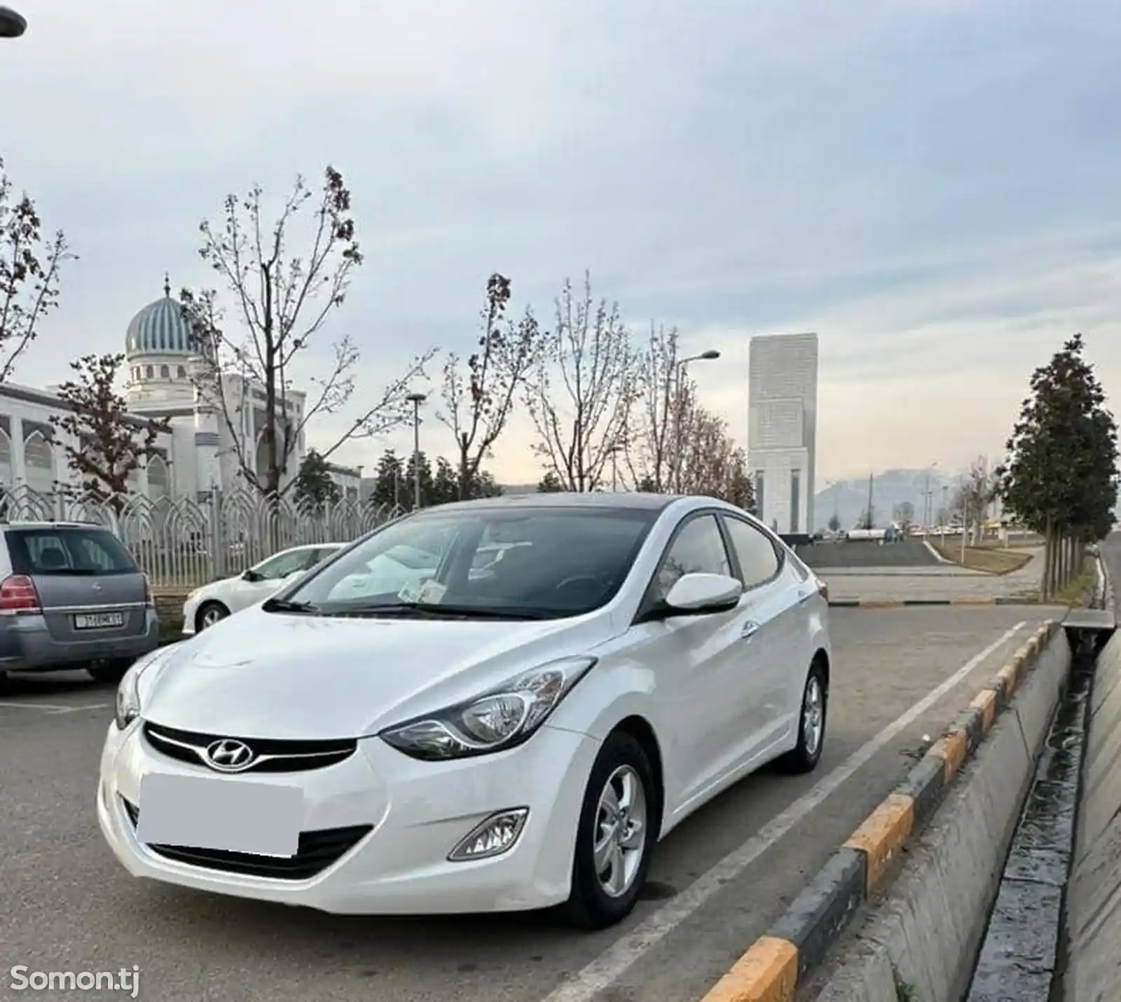 Hyundai Avante, 2011-4