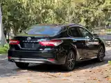 Toyota Camry, 2018-4