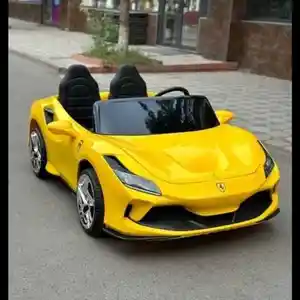 Детская машина Ferrari