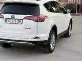 Toyota RAV 4, 2019-4