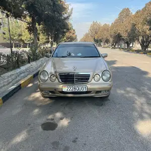 Mercedes-Benz E class, 2000