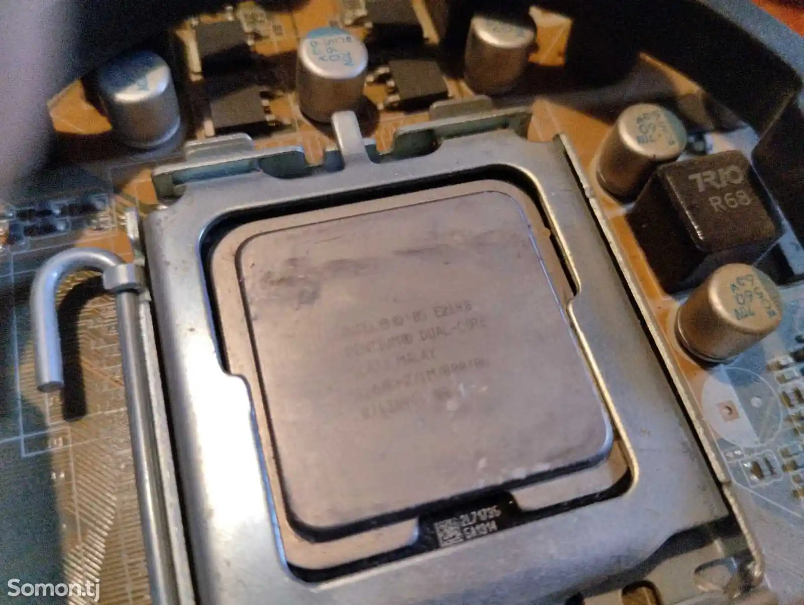 Процессор Intel E2140